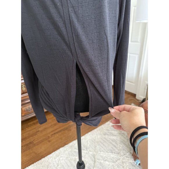 LULULEMON Black Uncovered Tall Long Sleeve Back Tie Top Womens Size 10 - Picture 6 of 9